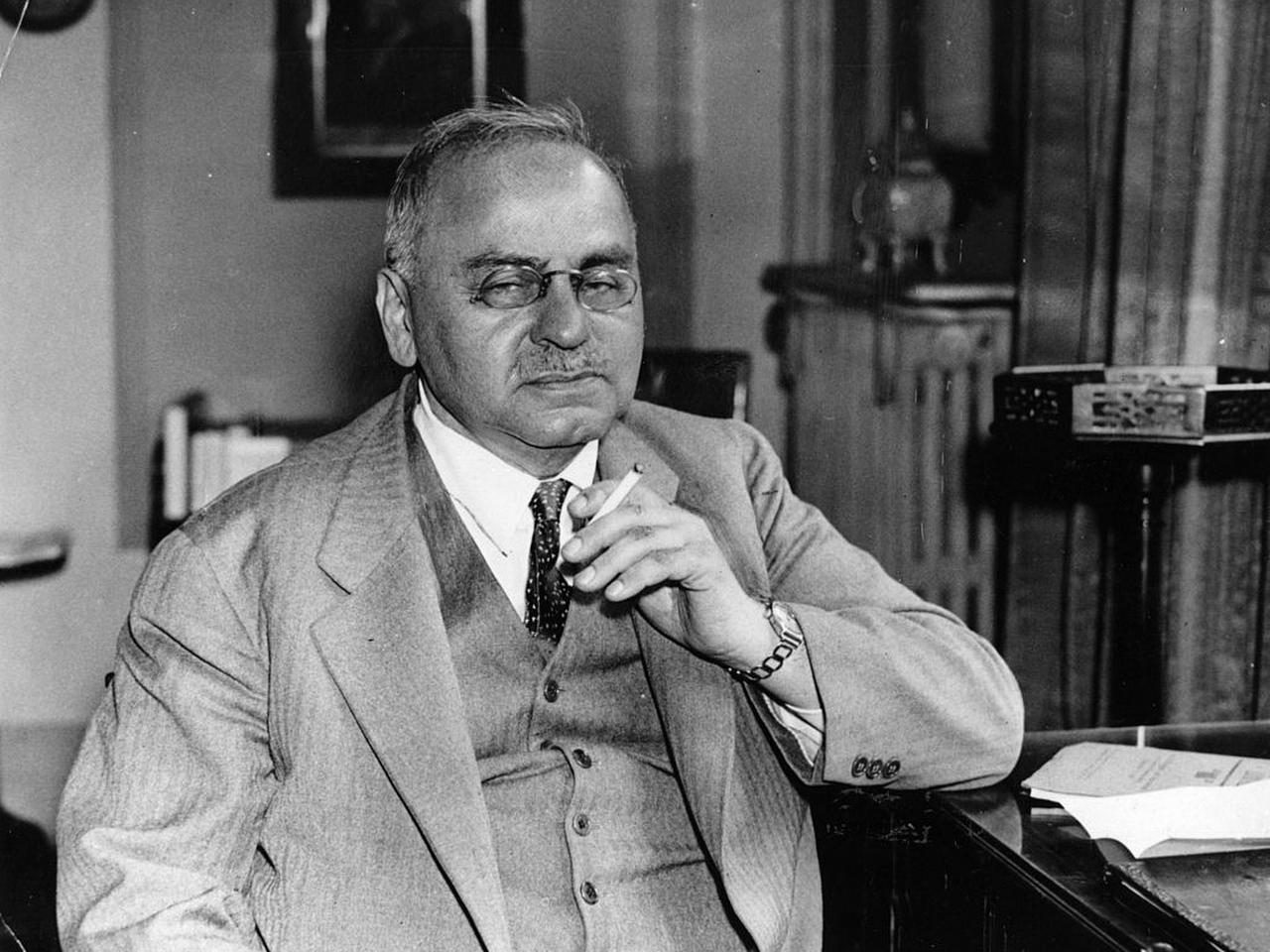 Alfred Adler Resimleri