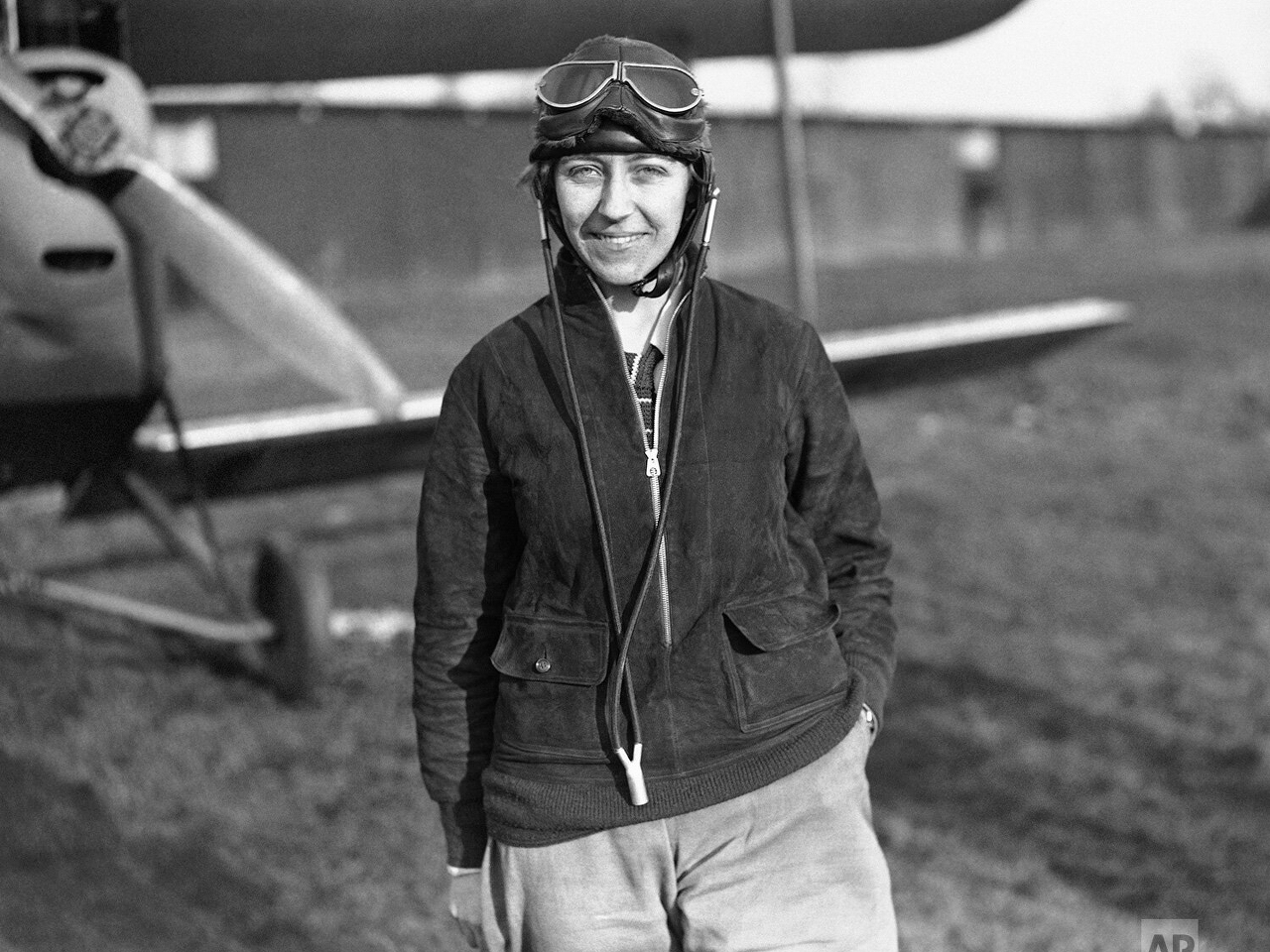 Amy Johnson Resimleri