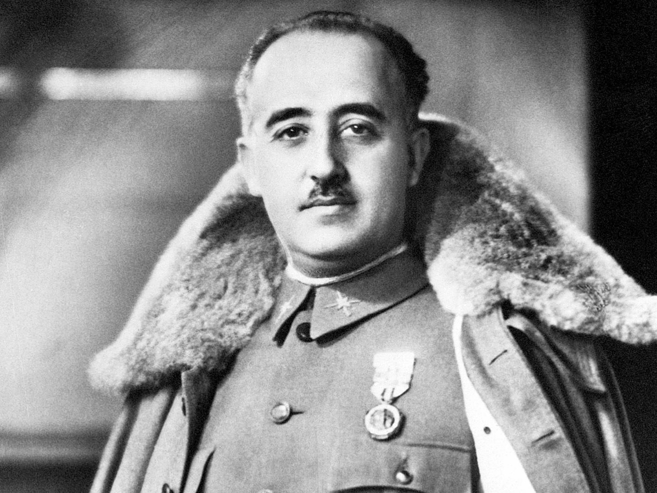 Francisco Franco Resimleri